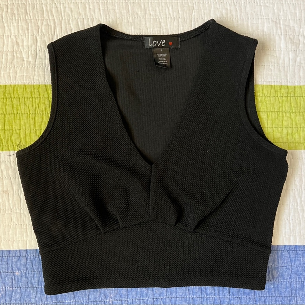 Love - Black Crop V Neck Tank